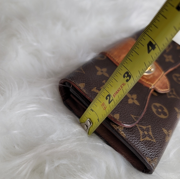 Louis Vuitton Monogram Canvas Boetie Wallet - Picture 17 of 17